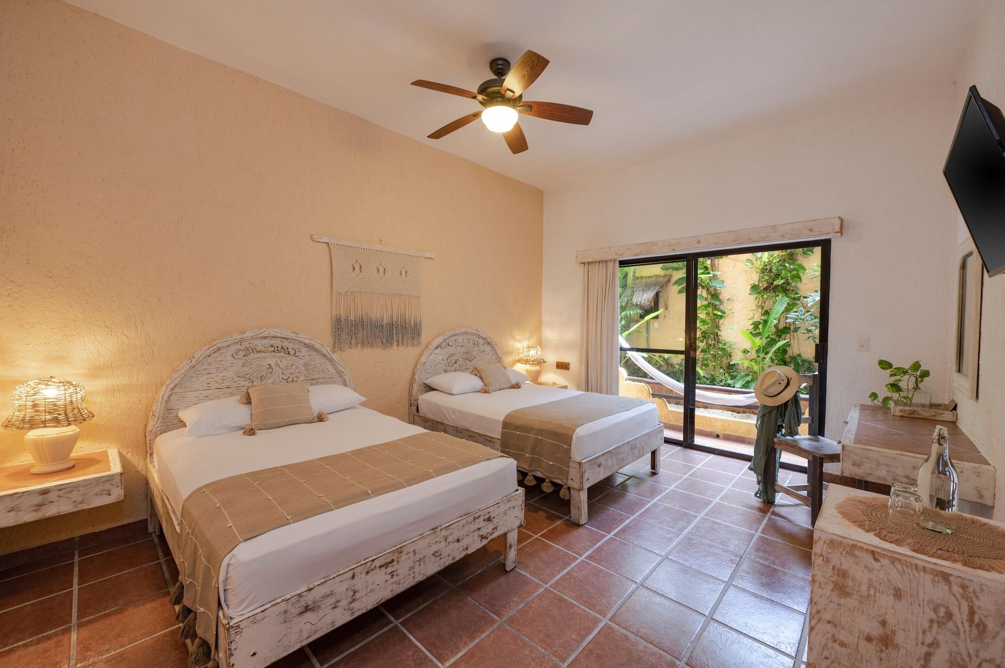 Hotel Casa Colibri Плайя-дель-Кармен Екстер'єр фото