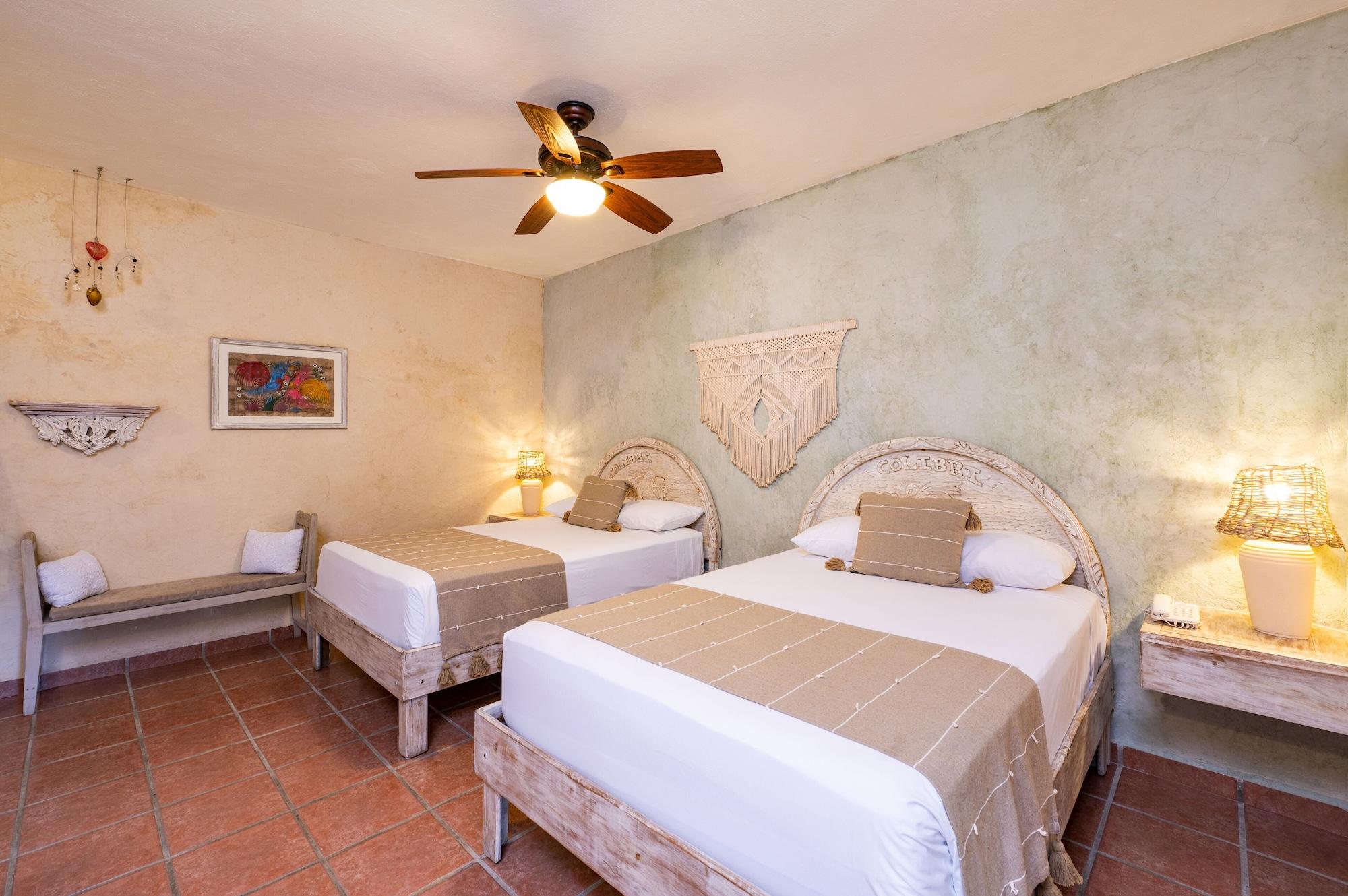 Hotel Casa Colibri Плайя-дель-Кармен Екстер'єр фото