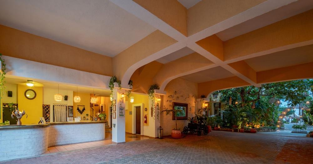 Hotel Casa Colibri Плайя-дель-Кармен Екстер'єр фото
