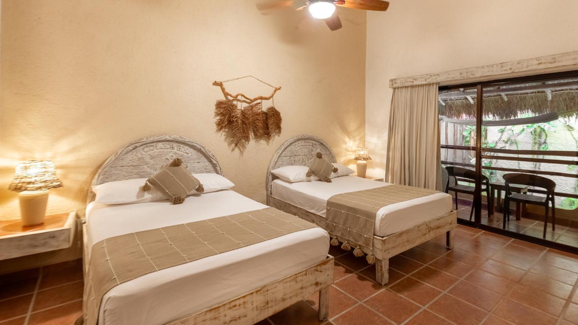 Hotel Casa Colibri Плайя-дель-Кармен Екстер'єр фото